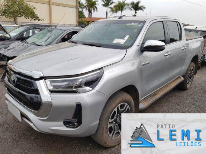 TOYOTA HILUX 22/22