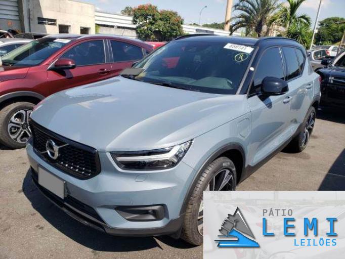 VOLVO XC40 21/21