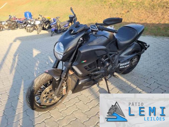 DUCATI DIAVEL 1198 14/14 DUCATI DIAVEL 1198 14/14