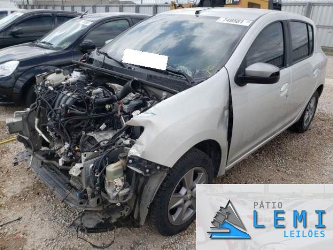 RENAULT SANDERO 18/18